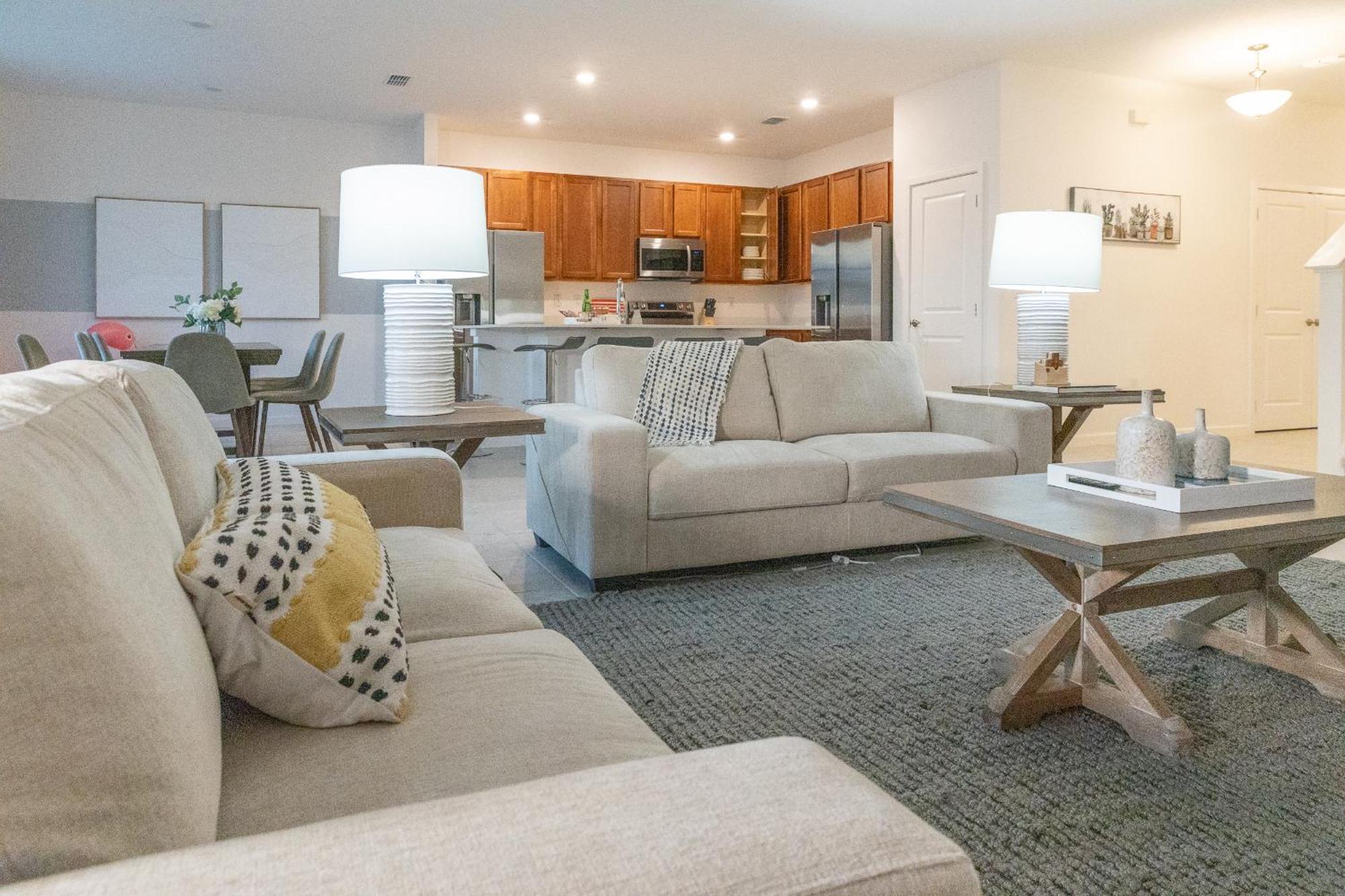 Waterfront Brand New Modern Luxury 8 Bedroom Pool House! Sleeps 16 Kissimmee Ngoại thất bức ảnh