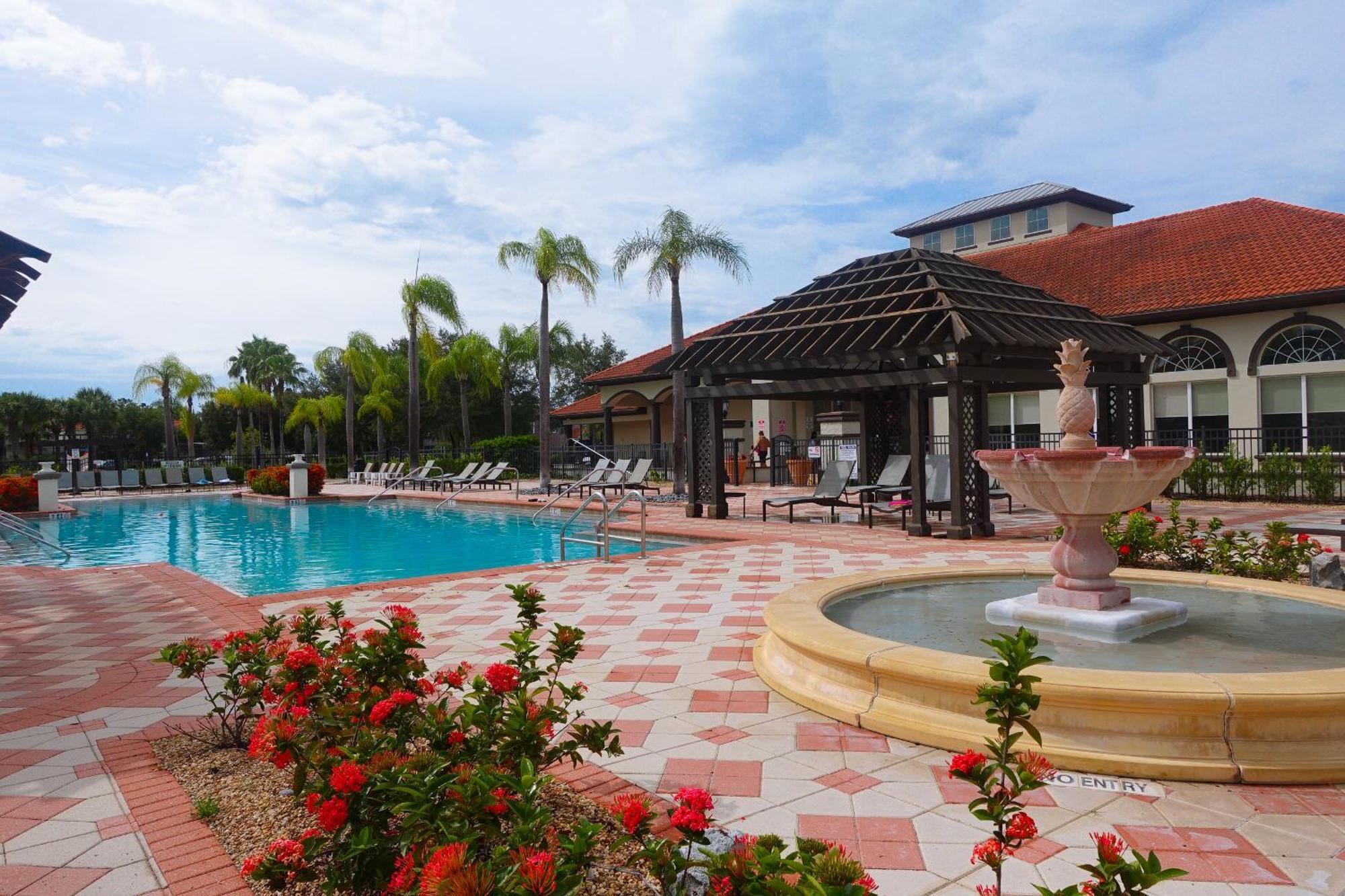 Waterfront Brand New Modern Luxury 8 Bedroom Pool House! Sleeps 16 Kissimmee Ngoại thất bức ảnh